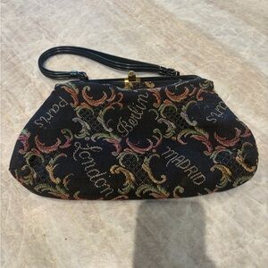 vintage tapestry kiss lock handbag floral carpet bag purse